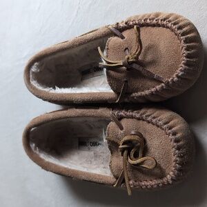 Minnetonka Girls Moccasins